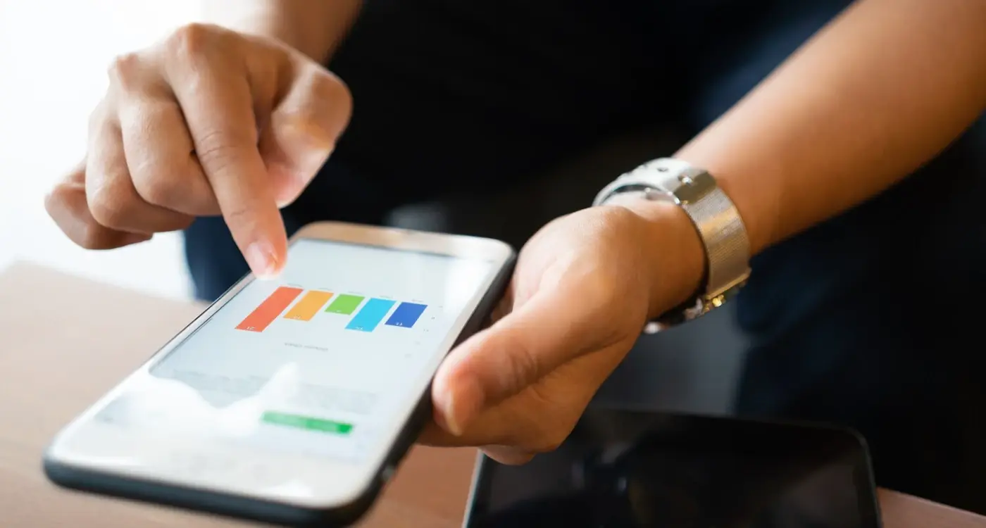 How Should You Price Your App for Maximum Downloads?