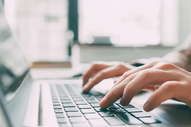 what-are-the-best-vibe-coding-tools-for-beginners