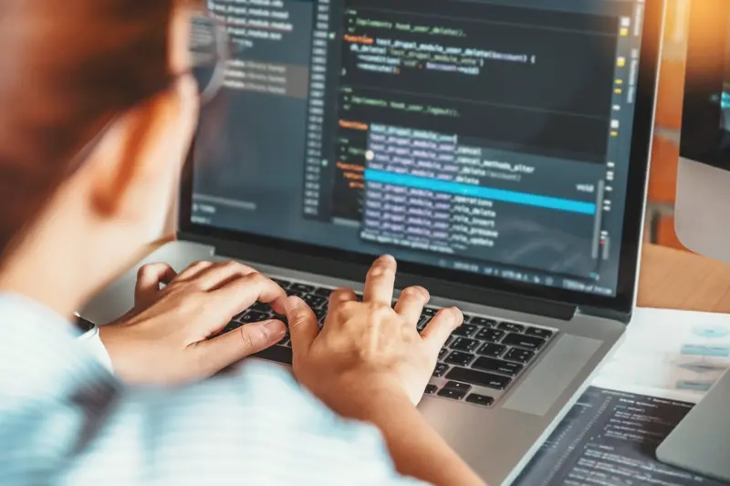 whats-the-difference-between-junior-and-senior-developer-rates